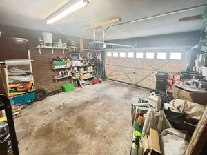 Double Garage- click for photo gallery